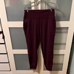 Venice high rise jogger